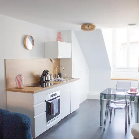 Blue Pink - Championnet Appartement